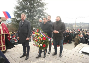 Selak: Opstaćemo kao narod sve dok pamtimo nevino stradale pretke