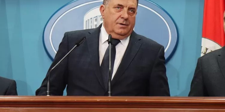 Dodik: Petrič će jednom odgovarati za kršenje međunarodnih sporazuma