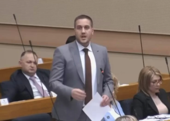Drinić: Stanovi u banjalučkom naselju Ada zjape prazni već 5 godina, hitno zbrinuti porodice poginulih boraca