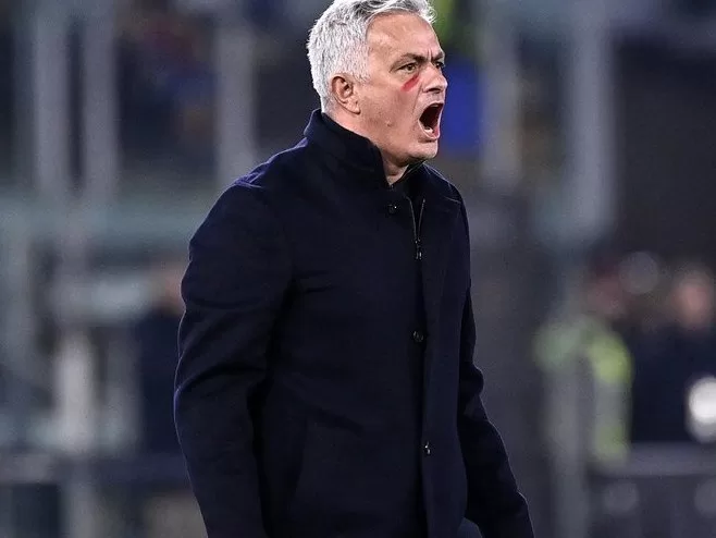 Murinjo suspendovan na dva meča