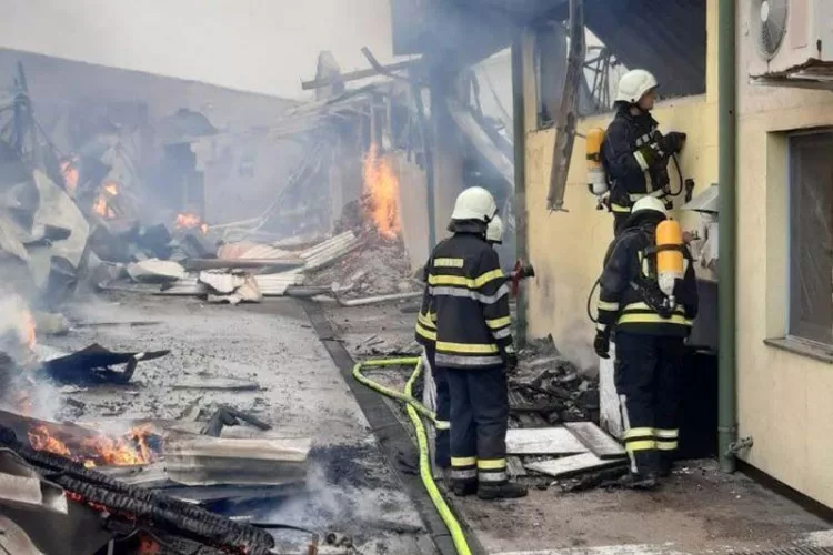 Vatrogasci se satima bore sa vatrenom stihijom: Preusmjeren saobraćaj kroz semberska sela