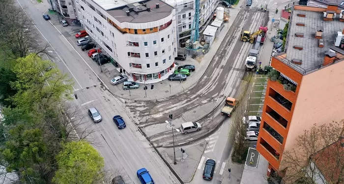 Zbog asfaltiranja saobraćajnica: Izmjena u režimu odvijanja saobraćaja u Ulici Prvog krajiškog korpusa