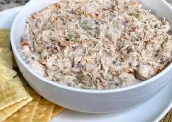 Pileća obrok salata kao savršena zamjena za ručak