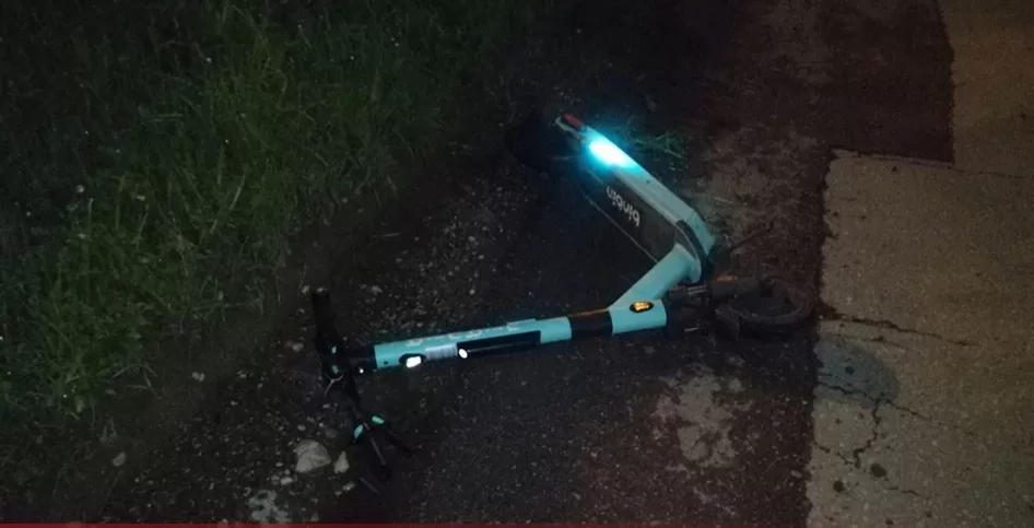 Trotinete ostavljaju gdje stignu, zbog nemarnosti došlo do saobraćajne nezgode
