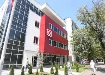 SNSD: Izvršenje presude nad nepokretnostima “Akvane” dio plana Stanivukovića