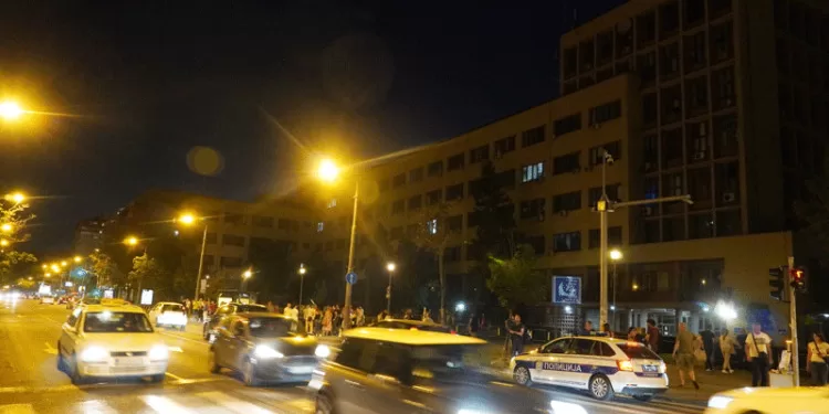 Završen protest “Srbija protiv nasilja” ispred policije u Despota Stefana