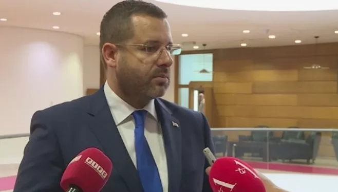 Kovačević: Ustavni poredak želi da sruši stranac bez legitimiteta