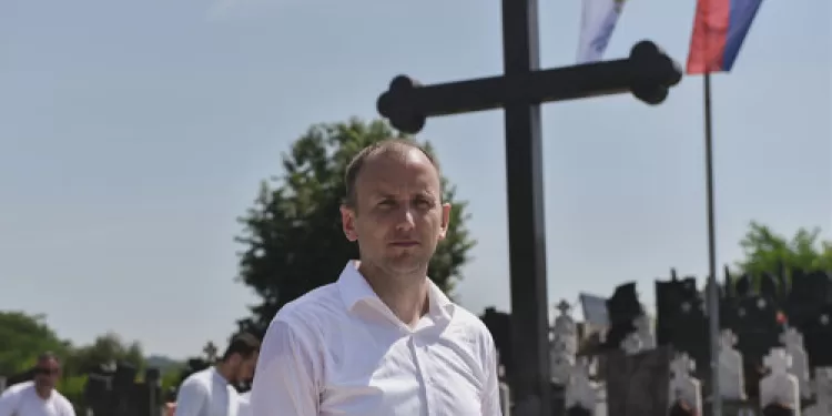 Kojić: Sud nijem na ratne pokliče iz Bužima, dok se Srbi eskpresno sankcionišu