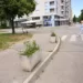 Pomjerili betonske kugle i lomili stubiće da bi mogli parkirati na trotoaru