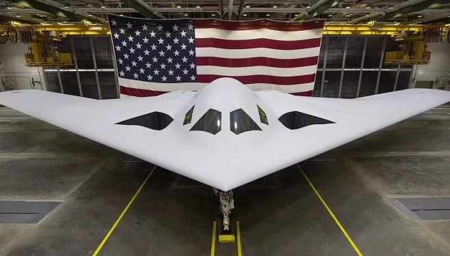 “Nevidljivi”: Amerika testirala novi futuristički avion “B-21 rajder” (VIDEO)