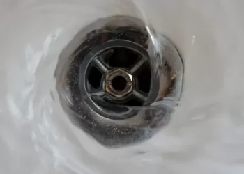 Odvode možete pročepiti s nečim što vjerovatno imate u frižideru