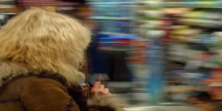 Beograđanka oduševila statusom: Opisala susret na kasi sa bivšim mužem