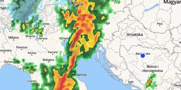 Stiže nevrijeme u BiH, upaljen alarm – pratite kretanje oblaka