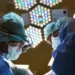 UKC Srbije: Ljekari iz djevojke (22) izvadili tumor težak 25 kilograma