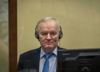 Tim ljekara UKC-a čeka odobrenje da pregleda generala Mladića