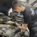 Vukašin (13) je najmlađi automehaničar u Srbiji: Uči i zarađuje