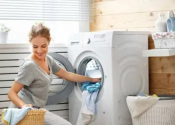 Dva trika: Kako rastegnuti odjeću koja se skupila prilikom pranja?