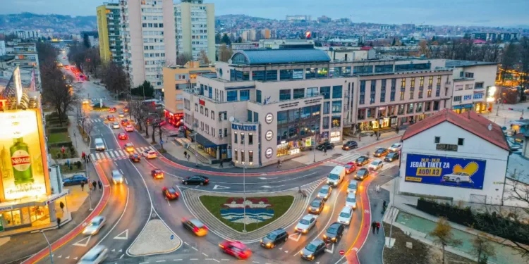 Od 7. do 9. marta formiranje dvije izlazne trake za isključenje iz kružnog toka prema Gimnaziji