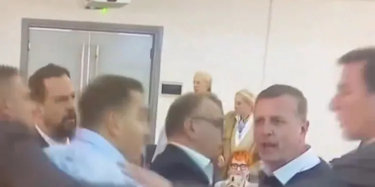 Fizički obračun u Skupštini Kantona Sarajevo (VIDEO)