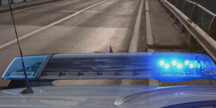 Konjic: Iz automatske puške pucao na vozilo, policija ih nakon potjere uhapsila