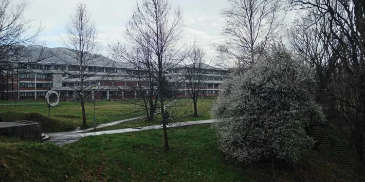 Pretežno oblačno danas, temperatura do 18°C