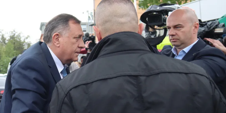 Dodik o Šmitu: Njemački hohštapler, odgovaraće za haos koji je napravio
