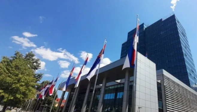 Memorijalni centar ne dozvoljava delegaciji Vlade Srpske da položi vijence u Potočarima (FOTO)