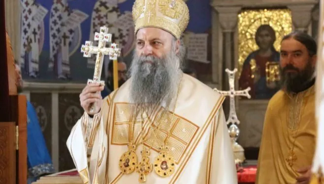 Patrijarh Porfirije: I onima koji nas mrze recimo “Hristos Vaskrse”, i njih zagrlimo