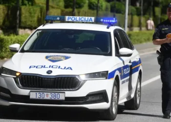 Uhapšen bolesnik u Rovinju: Danac kamerom u olovci snimao nagu djecu