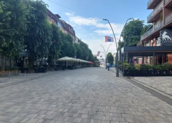 Roditelji uhapšenih mladića: Mučki su ih maltretirali, ne znamo u kakvom su stanju (VIDEO)