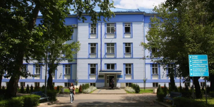 Upućena inicijativa: Višečlane porodice traže oslobađanje plaćanja školarine na banjalučkom Univerzitetu