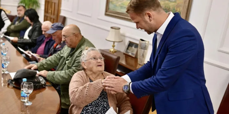 Riješeno stambeno pitanje za još devet porodica poginulih boraca iz Šargovca