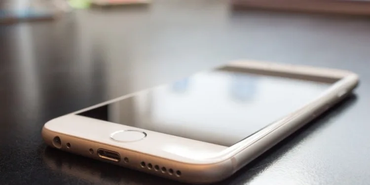 Savjet stručnjaka: Mobilni telefon bi jednom nedjeljno trebalo da isključite