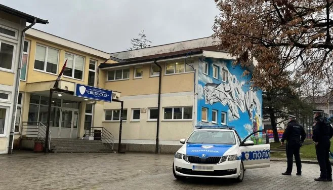 Banjaluka: Nakon protivdiverzionog pregleda policije nastavljena nastava u OŠ “Sveti Sava”
