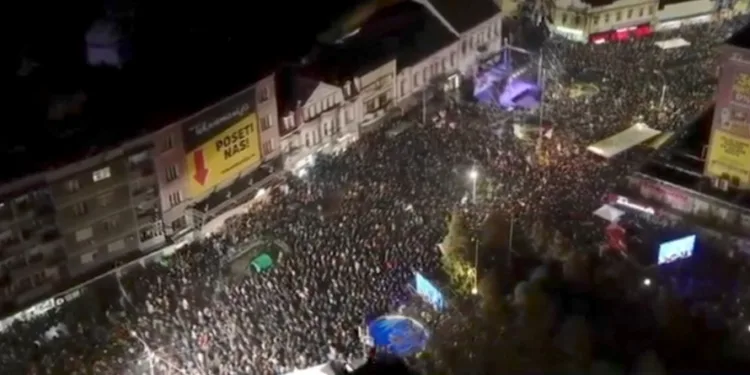 Veliki skup u Jagodini, Vučić predstavlja Pokret za državu i narod (VIDEO)