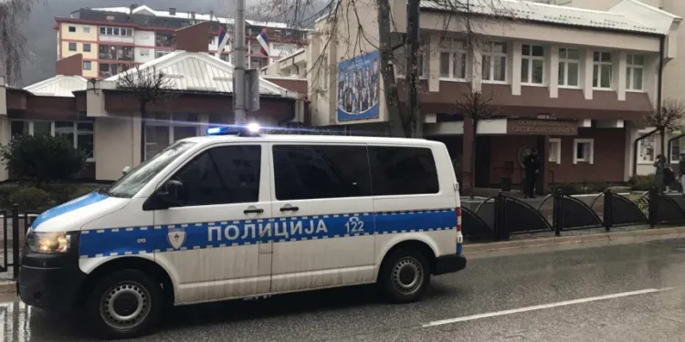 Lažna dojava o bombi u školi u Doboju i Zvorniku