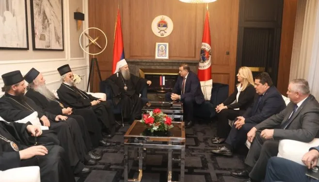 Dodik sa patrijarhom Porfirijem: Rukovodstvo Srpske odlučno da političkim i pravnim sredstvima brani Ustav