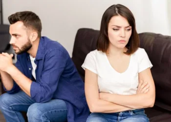 Osam pokazatelja da je partner emocionalno nezreo