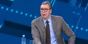 Vučić se izvinio i kritikovao uređivačku politiku RTS