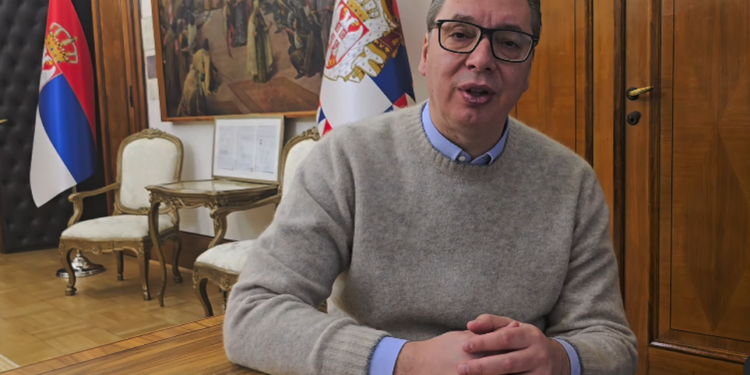 Vučić: Srbija na meti obojene revolucije zbog nezavisne politike, pad podrške protestima