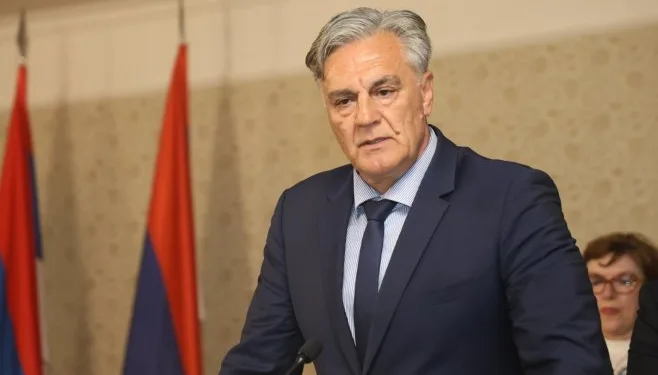 Karan: Šmit i vanustavne institucije zadaju posljednji udarac u kovčeg BiH