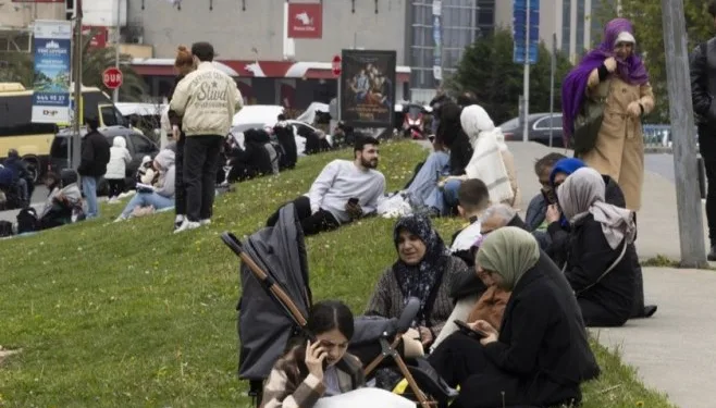 U Istanbulu uslijedilo 127 naknadnih zemljotresa, povrijeđeno 236 osoba