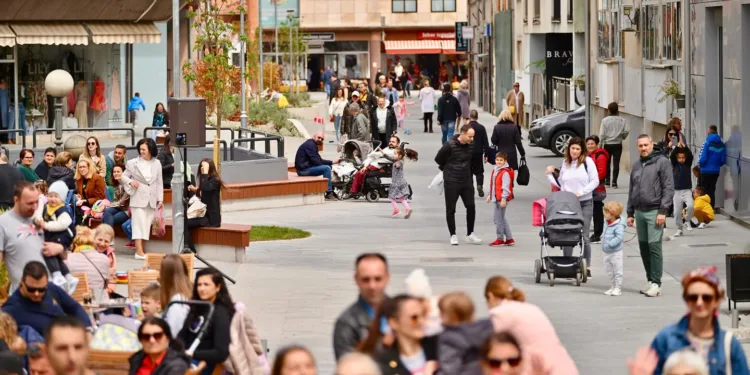 Od danas ljetnje radno vrijeme za banjalučke ugostiteljske i trgovinske objekte