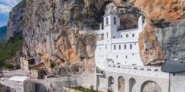 Kolo srpskih sestara Banjaluka organizuje pokloničko putovanje u manastir Ostrog