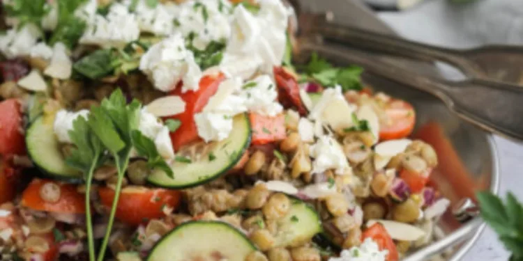 Mediteranska salata sa sočivom, prava proteinska bomba