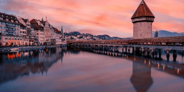 Ovo su države s najvećim bogatstvom po glavi stanovnika