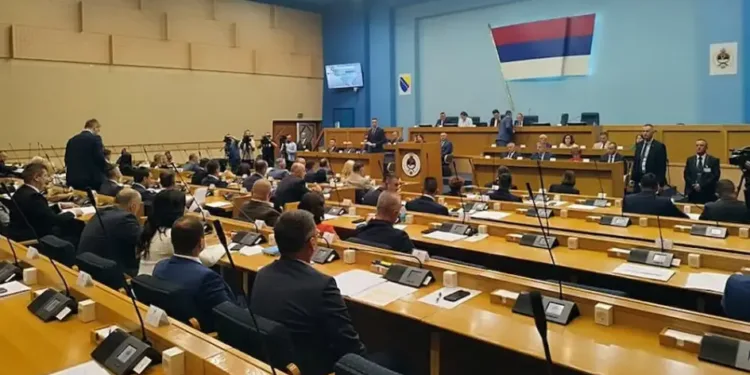 Usvojena Deklaracija o odbacivanju uspostave migrantskih cenatara u BiH i Srpskoj