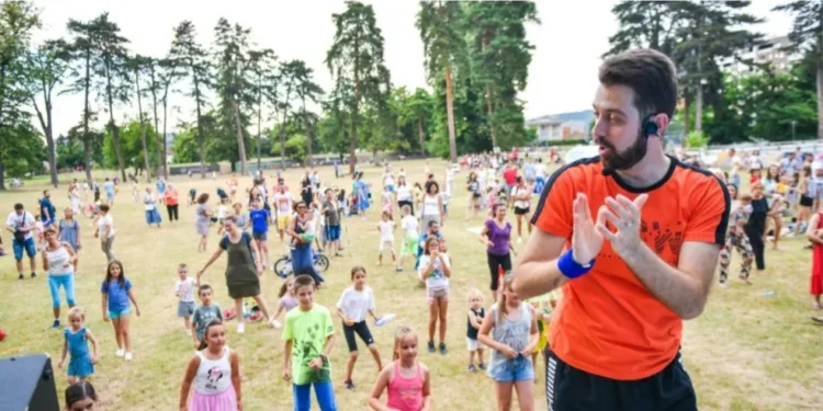 “Banjalučko ljeto”: Večeras u Parku “Mladen Stojanović” besplatni časovi zumbe