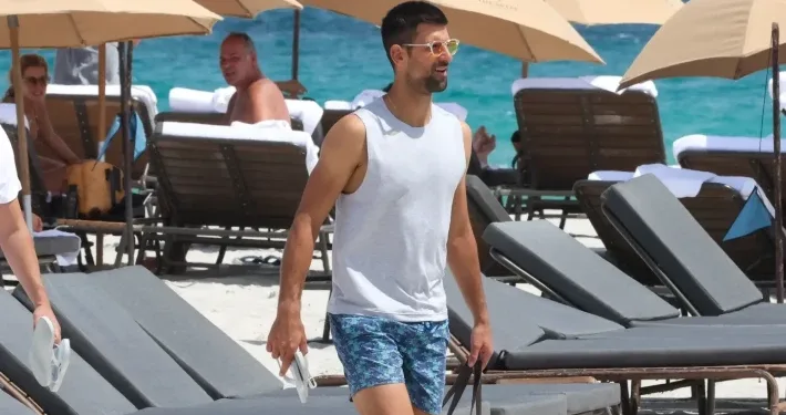 Đoković sa porodicom na Mikonosu: Paparaco fotografije obišle planetu