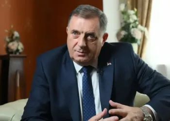 Dodik: Izabrao me je narod, neće me smjenjivati strana vlada